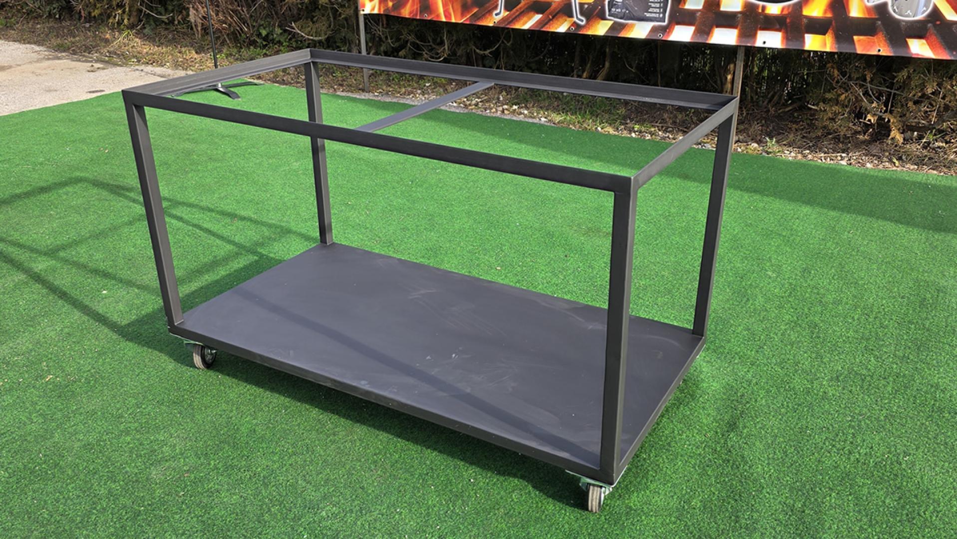 Roštilj profesionalni – sa postoljem